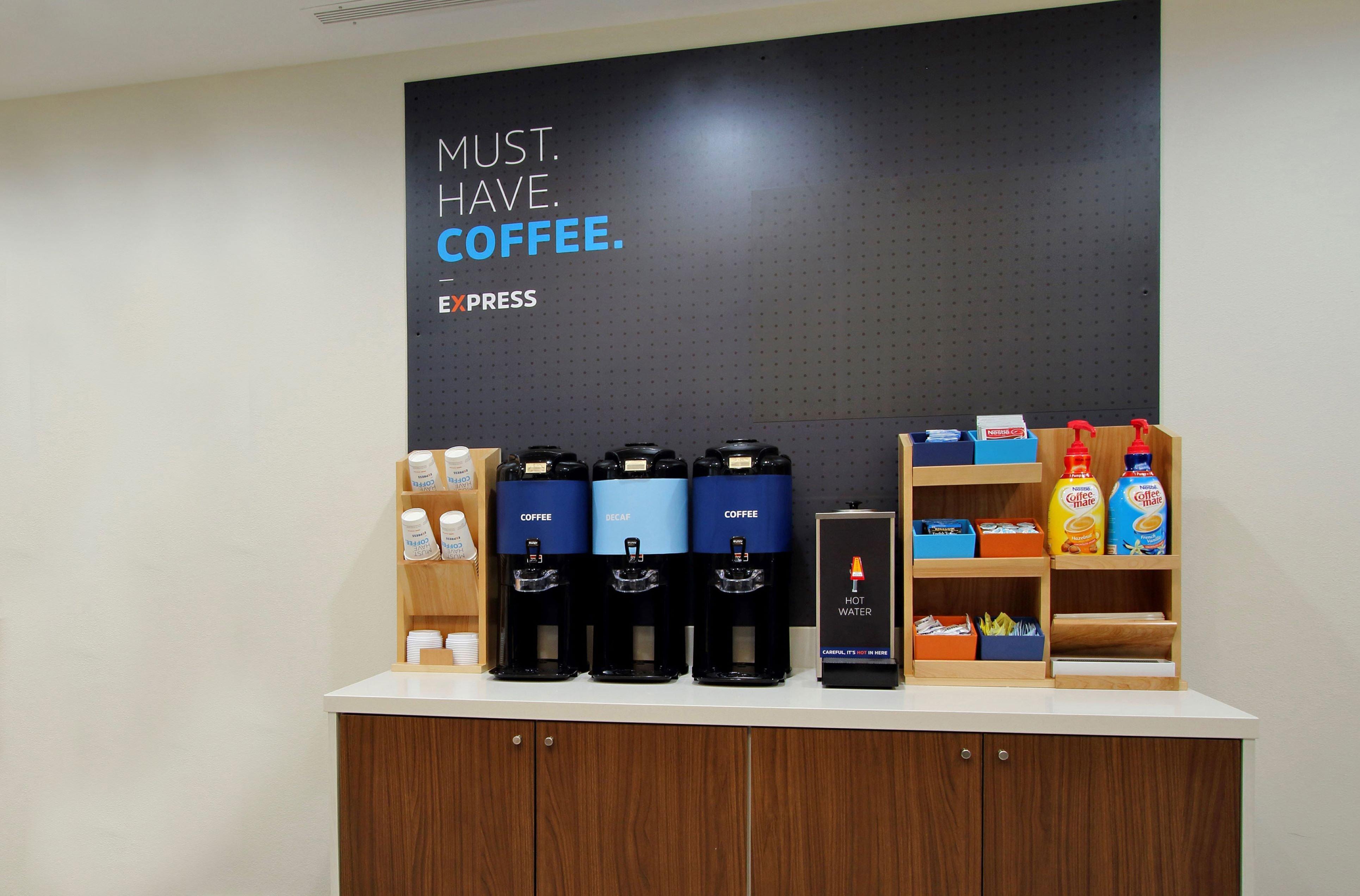 米勒斯堡智选假日套房酒店 外观 照片